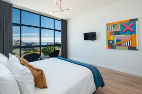 Glow Boutique Suites