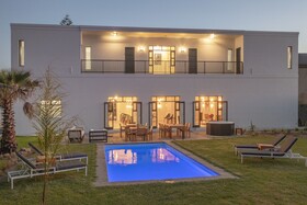 Glow Boutique Suites