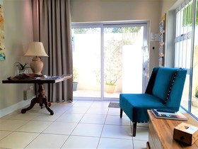 Hermanus Beach Front Lodge