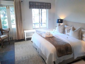 Hermanus Lodge on the Green