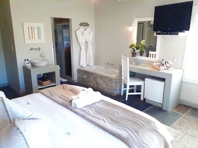 Hermanus Lodge on the Green
