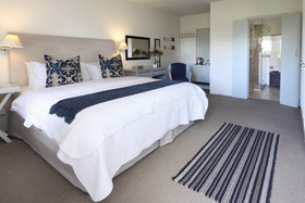 Hermanus Lodge on the Green