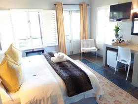 Hermanus Lodge on the Green