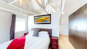 Hermanus Longboat Sea Cottage