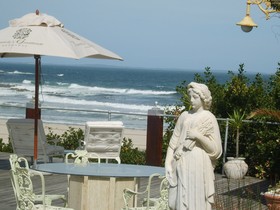 Kennedy's Beach Villa
