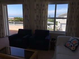 Kingfisher Beach House