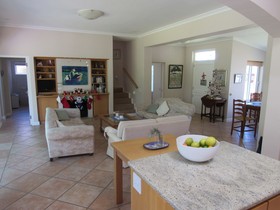 Kingfisher Beach House