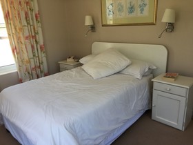Kingfisher Beach House