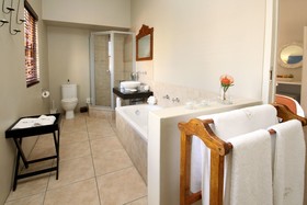 Lavender Manor Guest Lodge