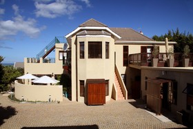 Lavender Manor Guest Lodge