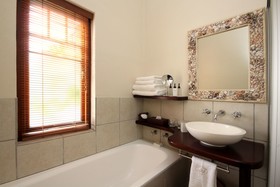 Lavender Manor Guest Lodge