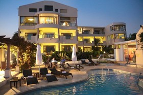 Misty Waves Boutique