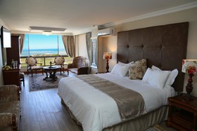 Misty Waves Boutique