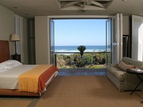 Mosselberg on Grotto Beach