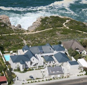 Ocean Eleven Guesthouse