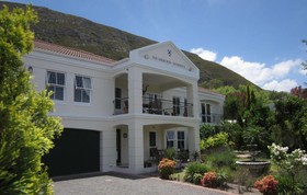 Von Abercron Residence