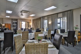 Whale Coast All-Suite Hotel