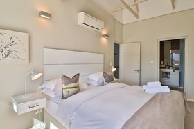 Whale Coast All-Suite Hotel