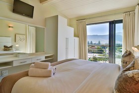 Whale Coast All-Suite Hotel