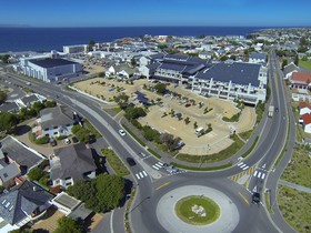 Whale Coast All-Suite Hotel