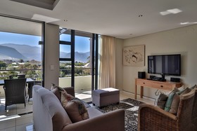 Whale Coast All-Suite Hotel