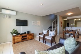 Whale Coast All-Suite Hotel