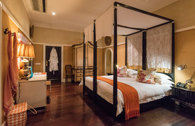 Hout Bay Manor