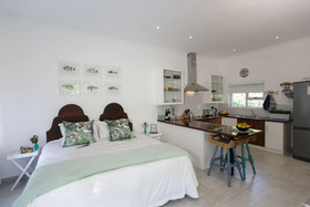 Waterland Lodge