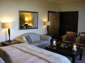 Cotswold House