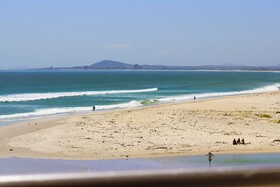 Lagoon Beach by Host Agents