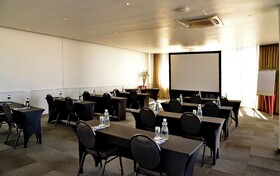 Lagoon Beach Hotel & Spa