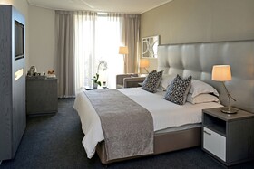 Lagoon Beach Hotel & Spa