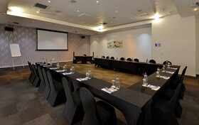 Lagoon Beach Hotel & Spa