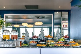 Lagoon Beach Hotel & Spa