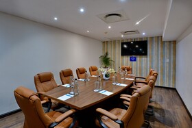 Lagoon Beach Hotel & Spa