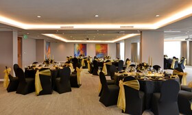 Lagoon Beach Hotel & Spa