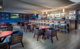 Lagoon Beach Hotel Apartments