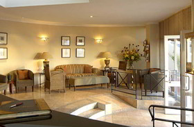 Leisure Bay Luxury Suites