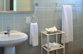 Leisure Bay Luxury Suites