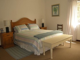 Lakeside Lodge