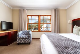 Noordhoek Village Hotel