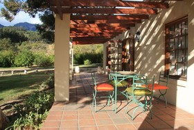 Calais Wine Estate Guesthouse