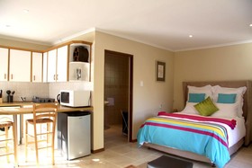 Calais Wine Estate Guesthouse