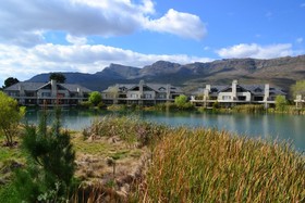 Pearl Valley Hotel By Mantis