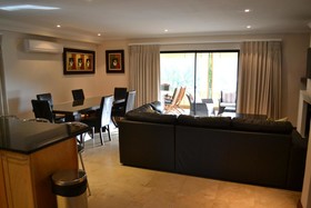 Pearl Valley Hotel By Mantis