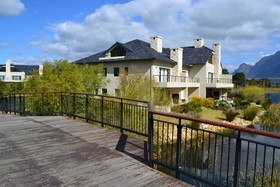 Pearl Valley Hotel By Mantis