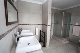 Plattekloof Lodge