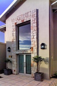 Moonstruck on Pringle Bay Guesthouse