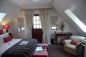 Vredenburg Manor House