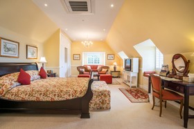 St. James Manor Guesthouse